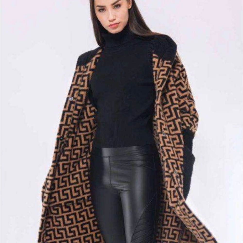European Cocomo Black and Brown Geometric Sweater Coat